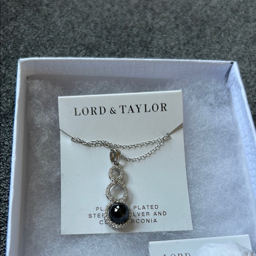 Lord & Taylor Silver and Black Necklace Elegant Pendant - Picture 3 of 5